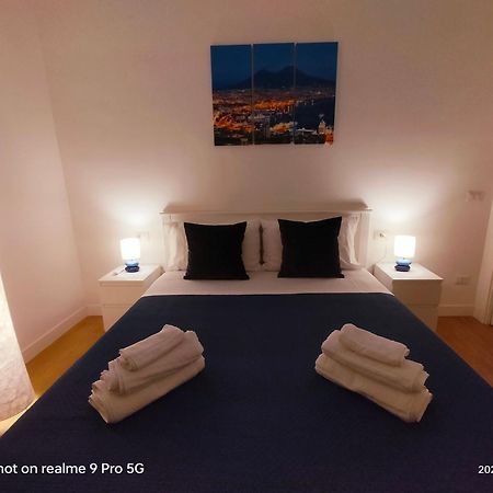 Le Follie Parthenopee Bed and Breakfast Νάπολη Εξωτερικό φωτογραφία