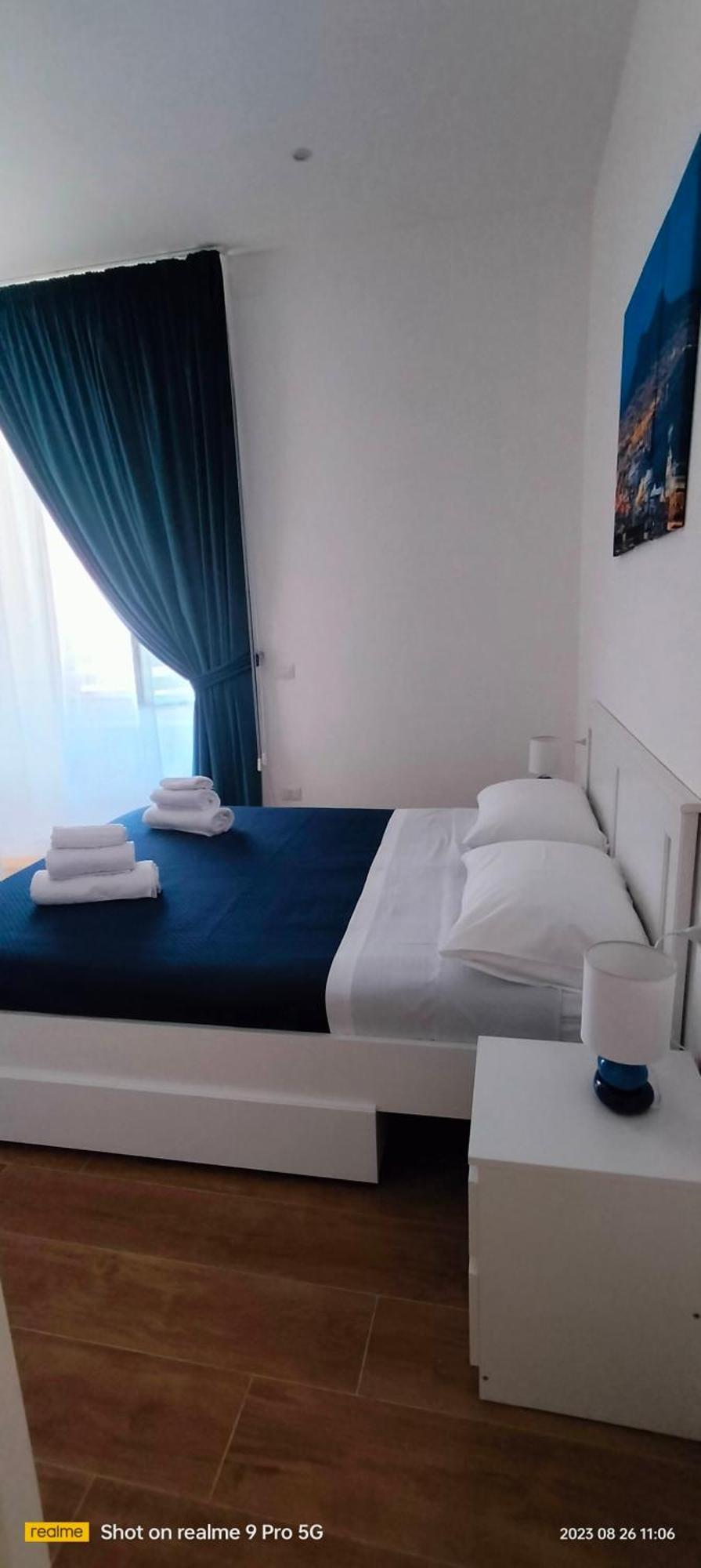 Le Follie Parthenopee Bed and Breakfast Νάπολη Εξωτερικό φωτογραφία